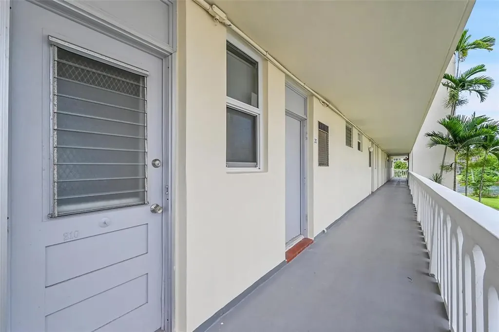 2859 Leonard Drive Aventura FL 33160