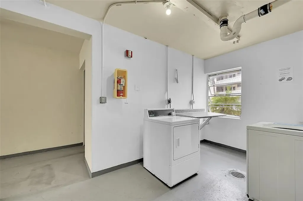 2859 Leonard Drive Aventura FL 33160