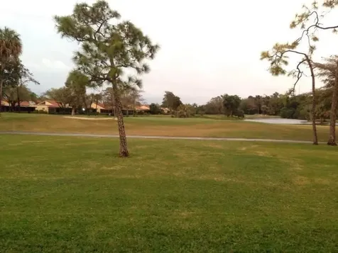 8425 Casa Del Lago Boca Raton FL 33433