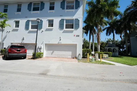 1356 Piazza Pitti Boynton Beach FL 33426