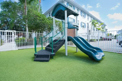 1356 Piazza Pitti Boynton Beach FL 33426