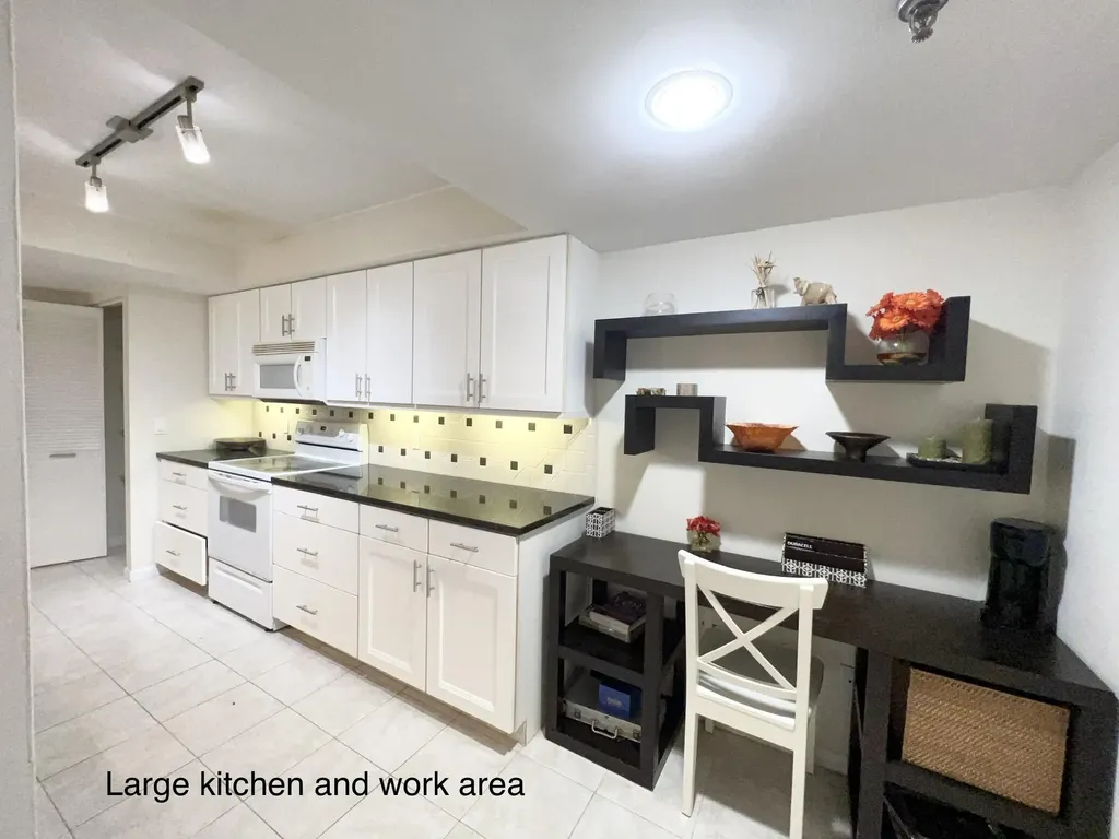 2025 Lavers Circle Delray Beach FL 33444