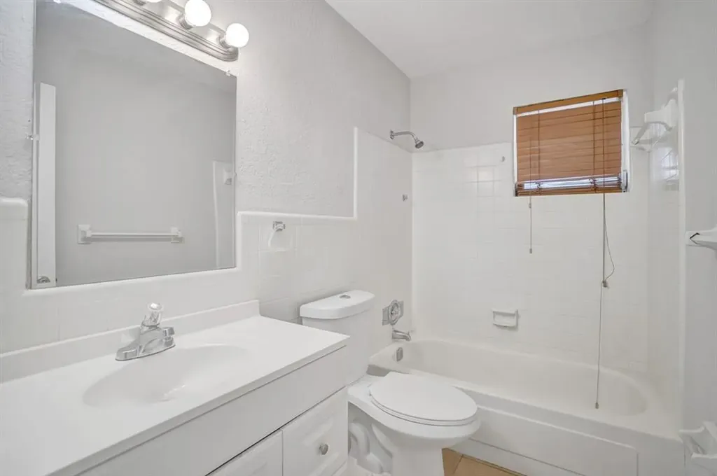 113 SE 14th Street Deerfield Beach FL 33441