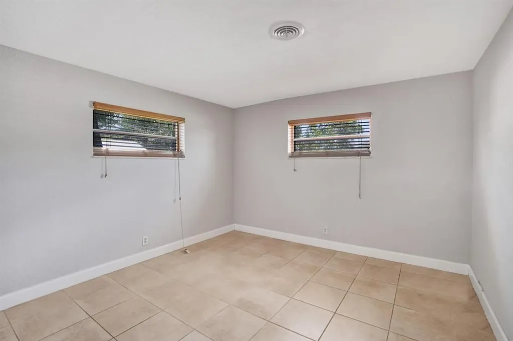113 SE 14th Street Deerfield Beach FL 33441