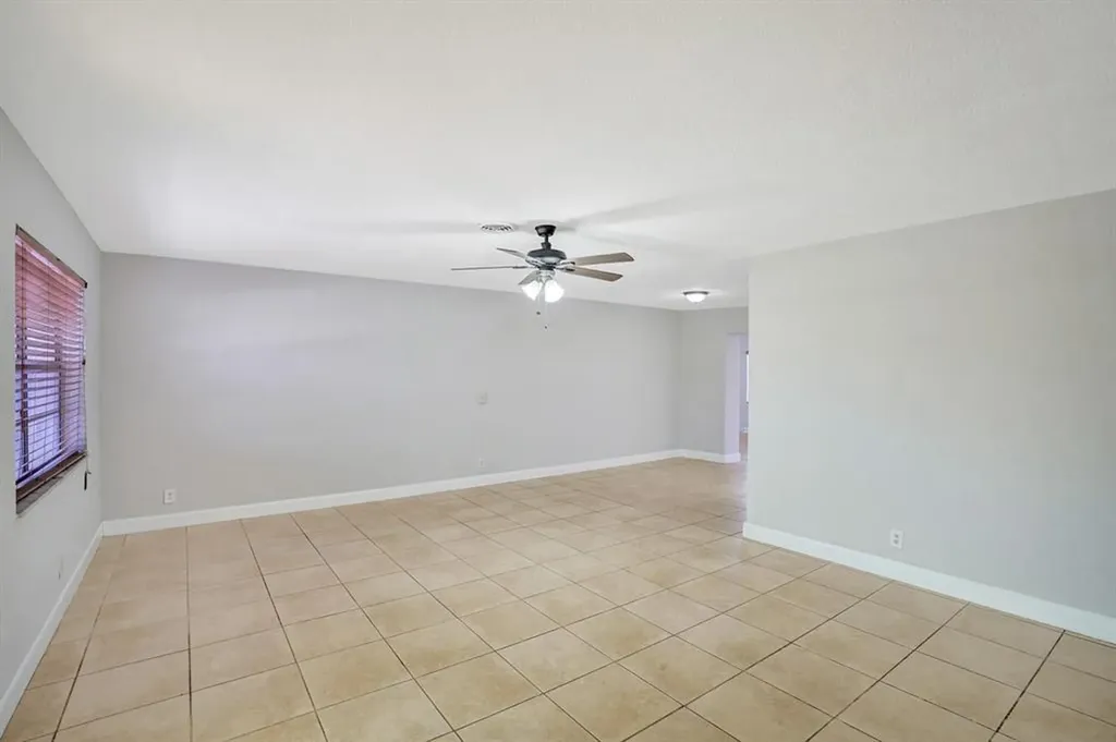 113 SE 14th Street Deerfield Beach FL 33441