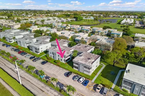 932 Flanders T Delray Beach FL 33484