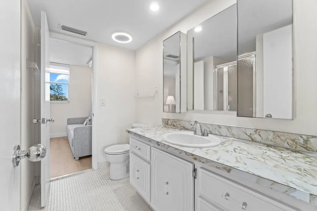 6461 NW 2nd Avenue Boca Raton FL 33487