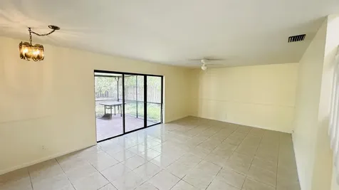 6077 Strawberry Fields Way Lake Worth FL 33467