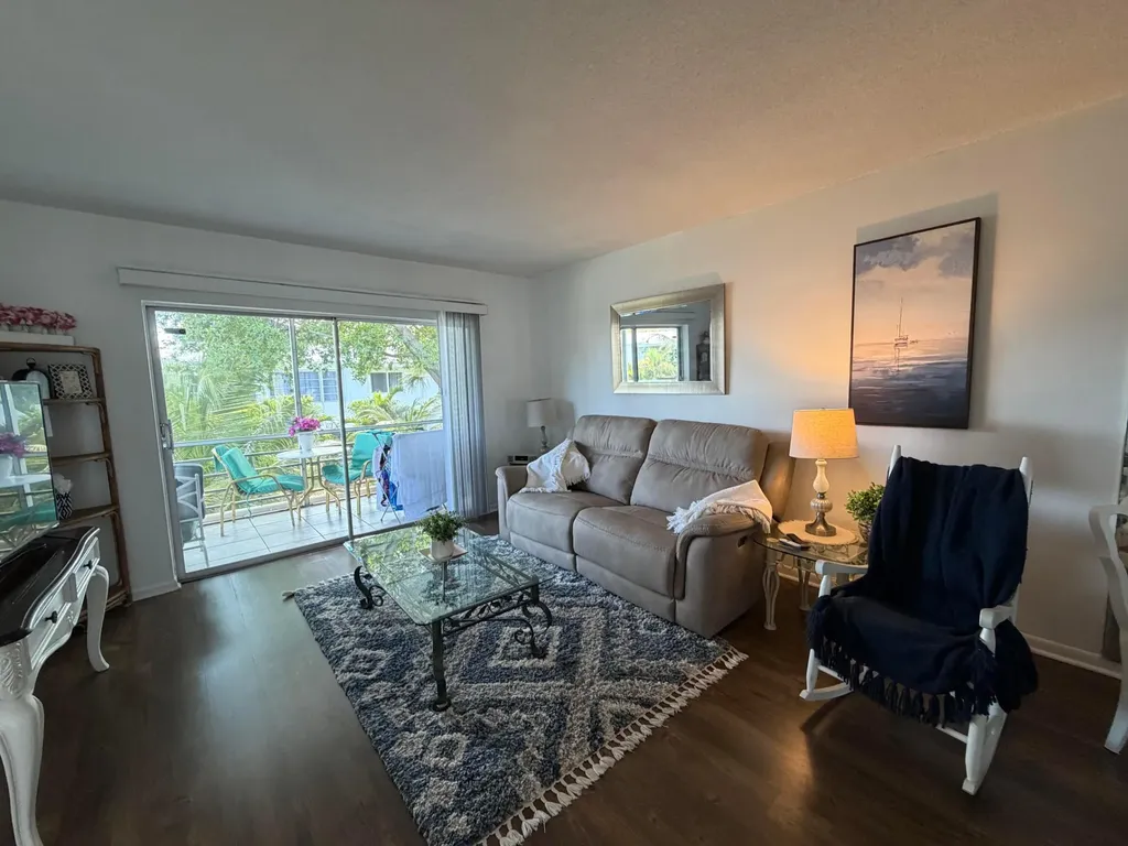 2551 W Golf Boulevard Pompano Beach FL 33064