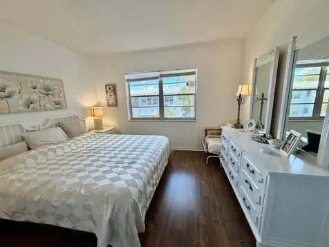 2551 W Golf Boulevard Pompano Beach FL 33064