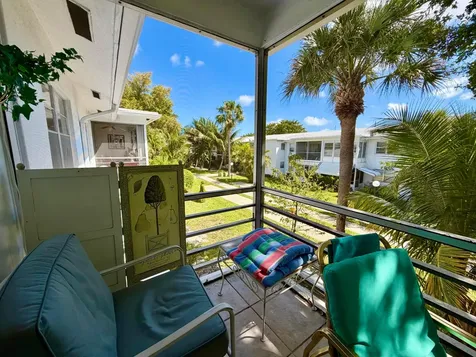 2551 W Golf Boulevard Pompano Beach FL 33064