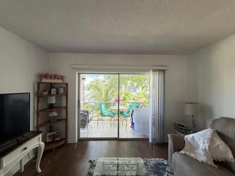 2551 W Golf Boulevard Pompano Beach FL 33064