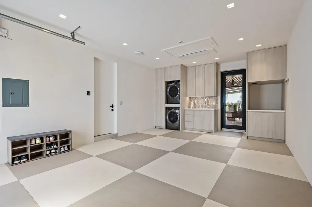 3501 Captains Way Jupiter FL 33477