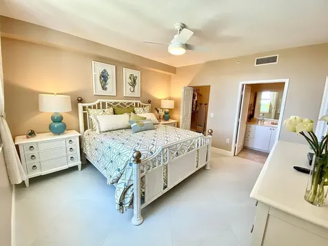 806 E Windward Way Lantana FL 33462