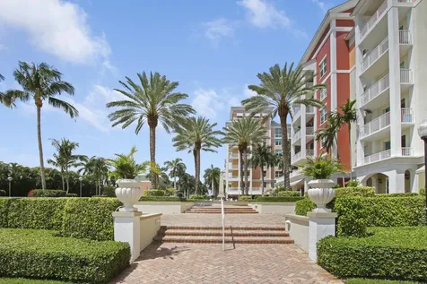 806 E Windward Way Lantana FL 33462