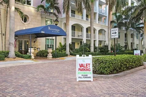 806 E Windward Way Lantana FL 33462