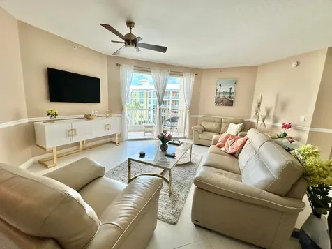 806 E Windward Way Lantana FL 33462
