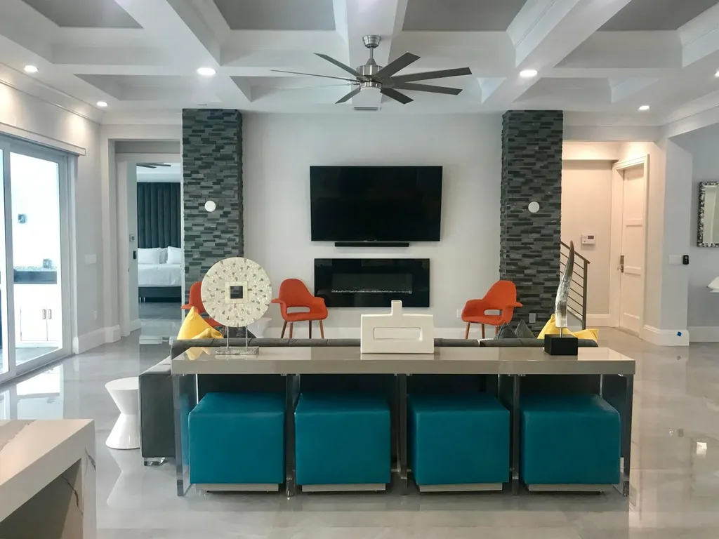 951 NE 2nd Terrace Boca Raton FL 33432