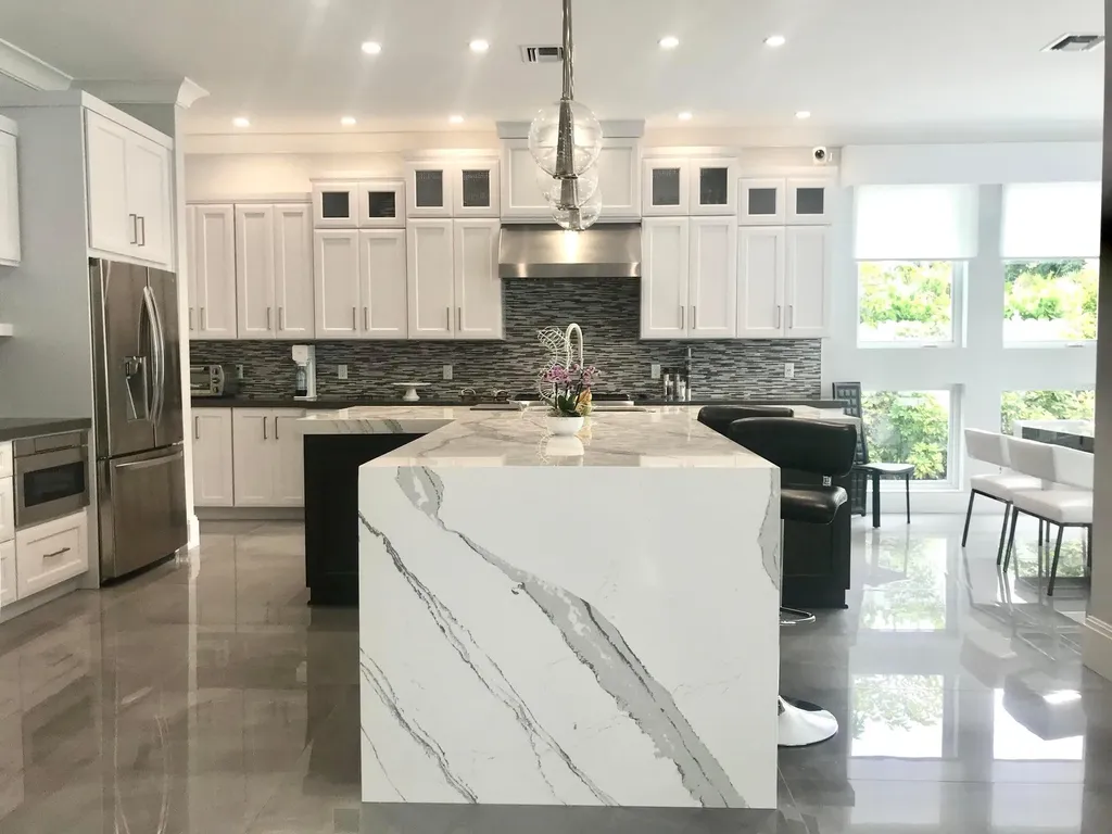 951 NE 2nd Terrace Boca Raton FL 33432