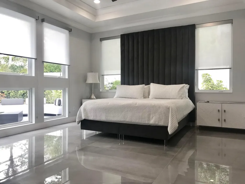 951 NE 2nd Terrace Boca Raton FL 33432