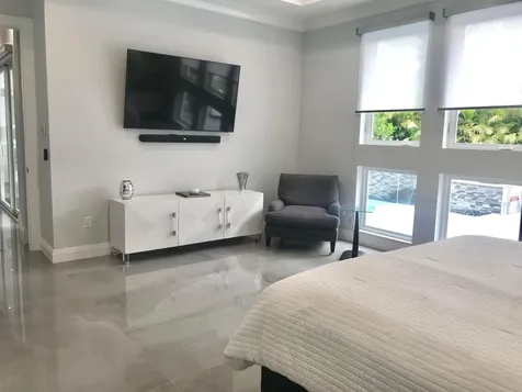 951 NE 2nd Terrace Boca Raton FL 33432