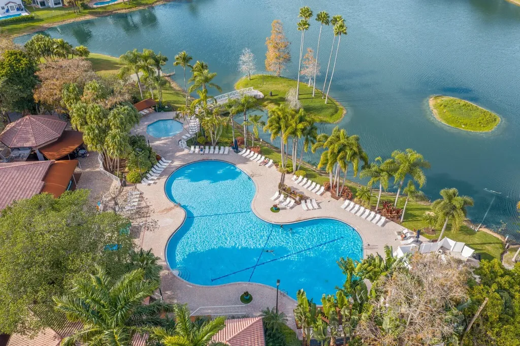 10418 Buena Ventura Drive Boca Raton FL 33498