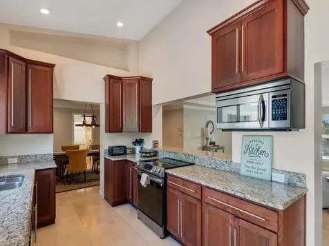 527 E Causeway Boulevard Vero Beach FL 32963