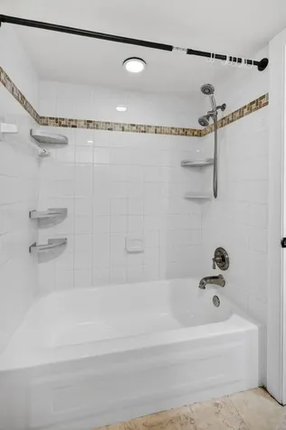 3332 N Meridian Way N Palm Beach Gardens FL 33410