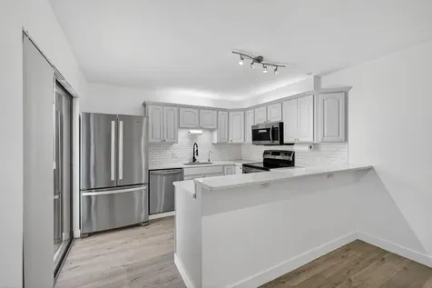 3332 N Meridian Way N Palm Beach Gardens FL 33410