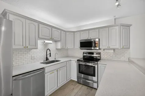 3332 N Meridian Way N Palm Beach Gardens FL 33410