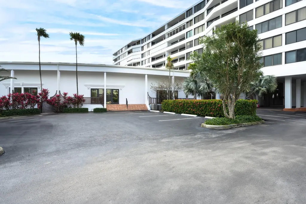 3589 S Ocean Boulevard South Palm Beach FL 33480