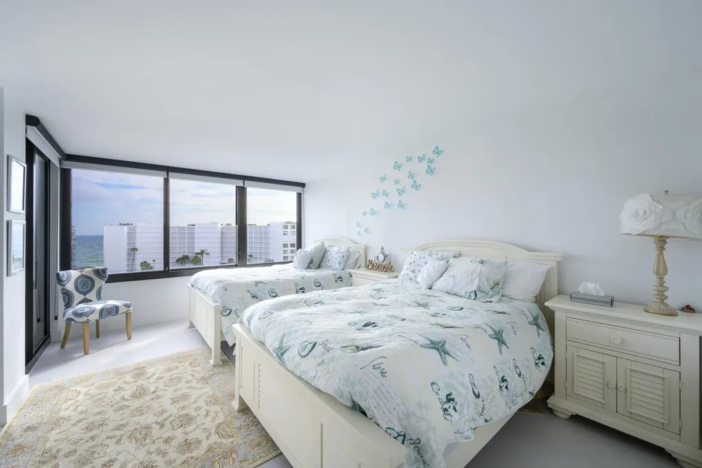 3589 S Ocean Boulevard South Palm Beach FL 33480