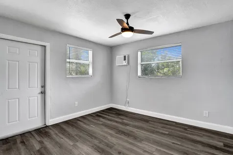 2261 NW 2nd Street Pompano Beach FL 33069