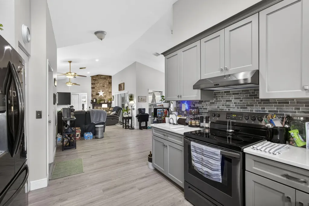 13714 78th Place N West Palm Beach FL 33412