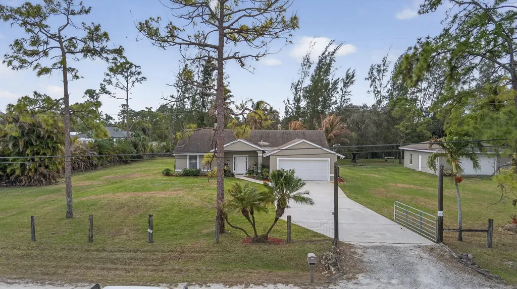 13714 78th Place N West Palm Beach FL 33412