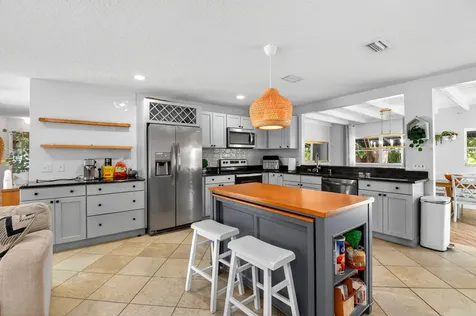 320 Riverdale Road Palm Springs FL 33461