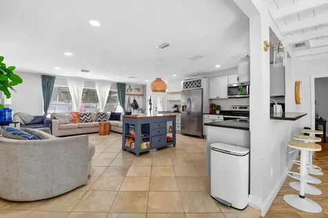 320 Riverdale Road Palm Springs FL 33461