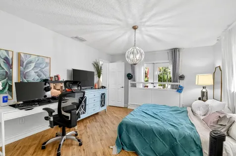 320 Riverdale Road Palm Springs FL 33461
