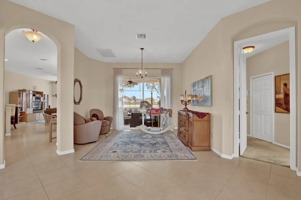 189 SW Snapdragon Circle Port St Lucie FL 34953