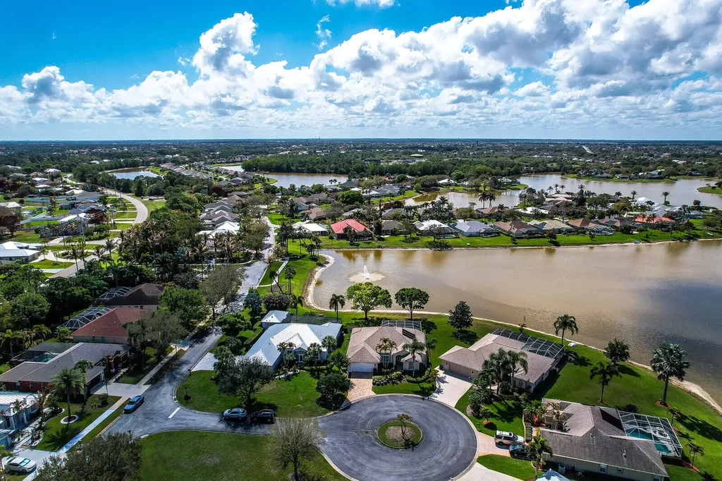 189 SW Snapdragon Circle Port St Lucie FL 34953