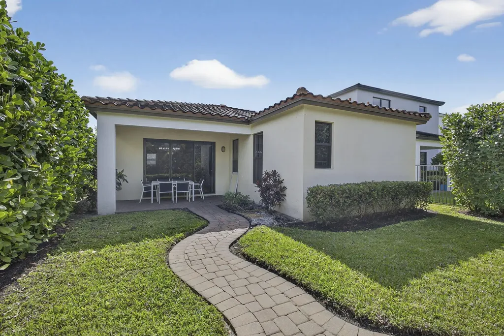 5563 Starfish Road Westlake FL 33470