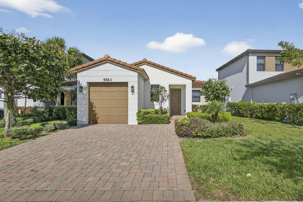5563 Starfish Road Westlake FL 33470