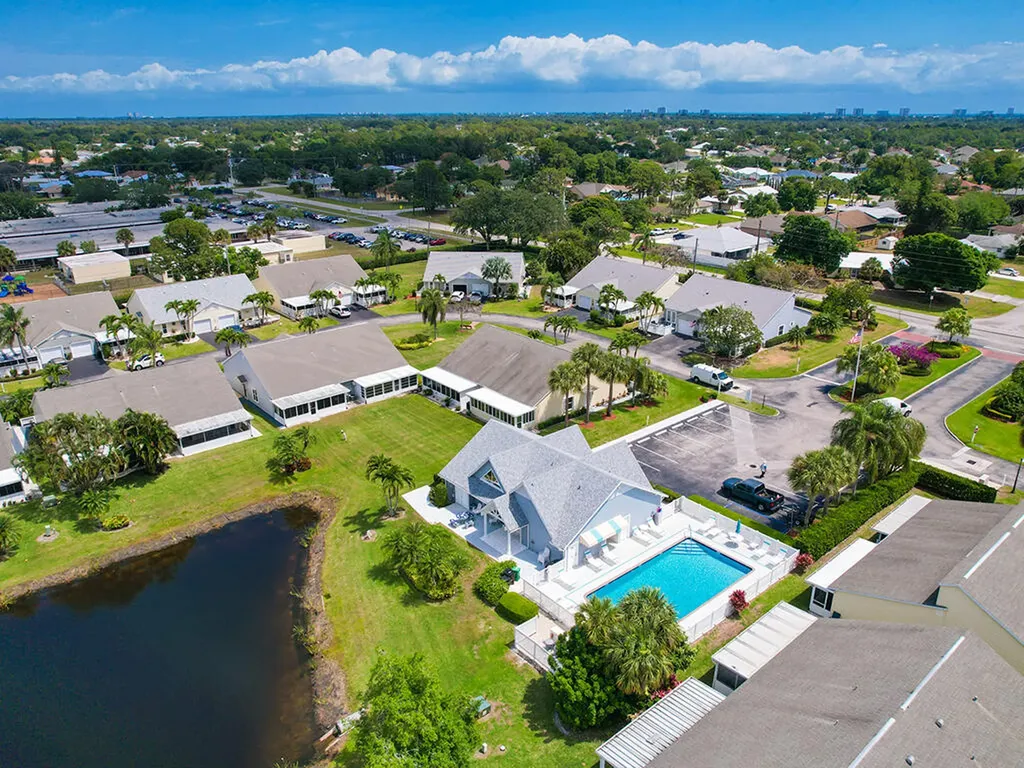 2614 SE Tropical East Circle Port St Lucie FL 34952