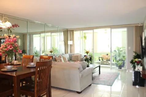 1690 NE 191st Street Miami FL 33179