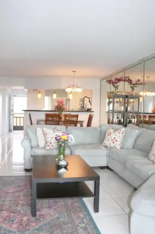 1690 NE 191st Street Miami FL 33179