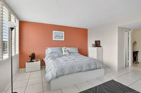 1690 NE 191st Street Miami FL 33179