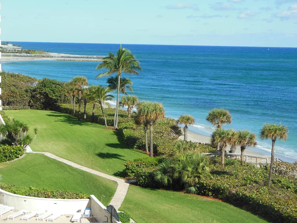 300 Ocean Trail Way Jupiter FL 33477