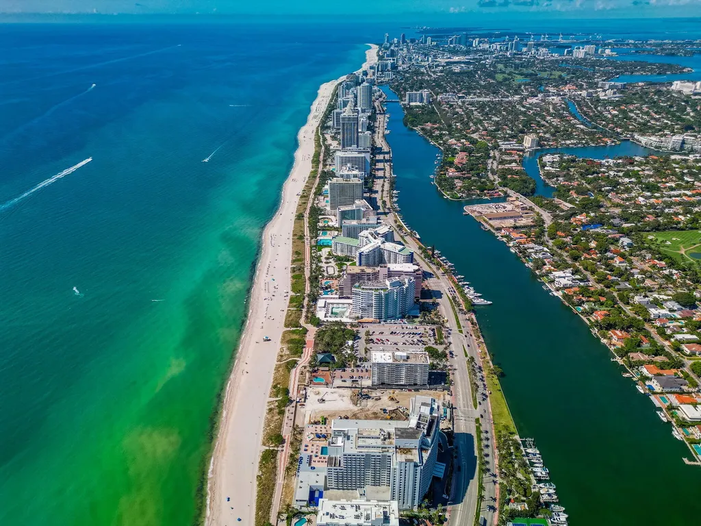 5401 Collins Avenue Miami Beach FL 33140