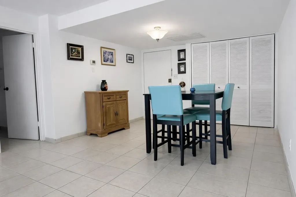 5401 Collins Avenue Miami Beach FL 33140