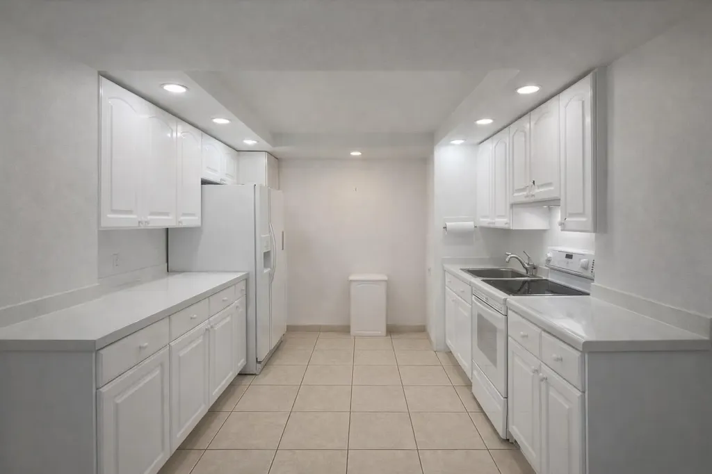 5401 Collins Avenue Miami Beach FL 33140